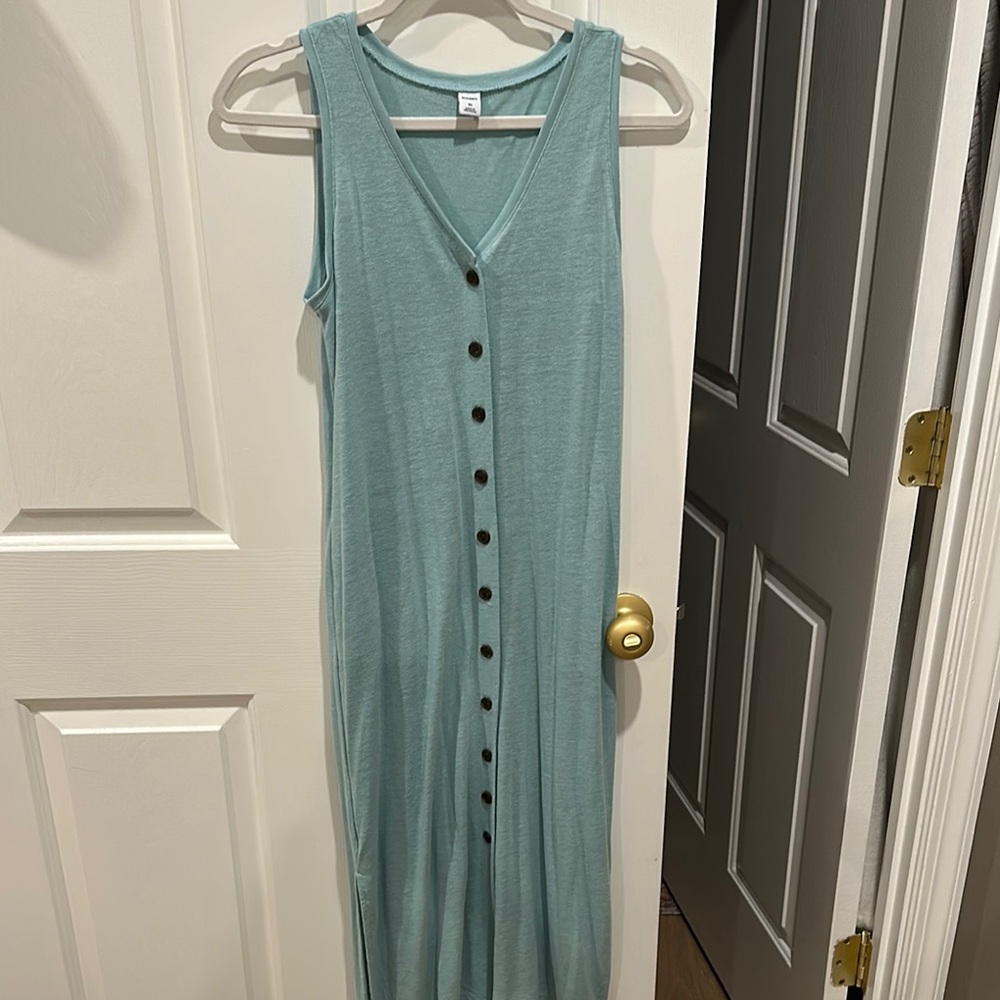 Sleeveless Teal Button-Down Dress